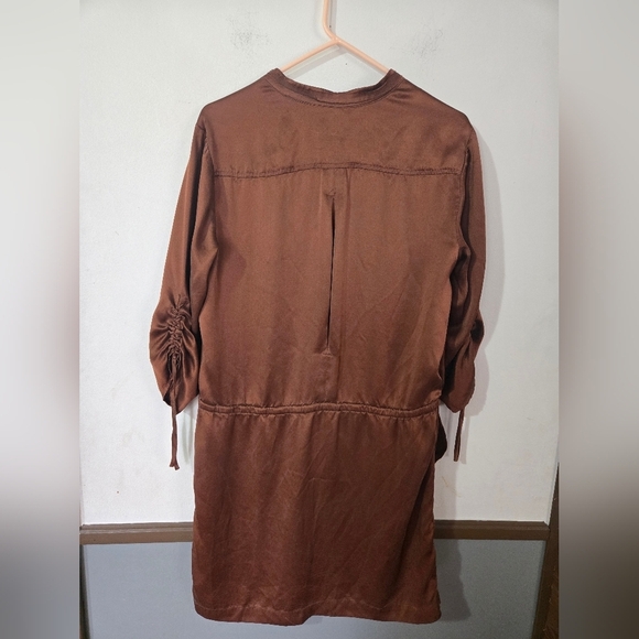 Ann Taylor 100% Silk Shirt Dress Brown Women's Size 8 With 3/4 Cinched Sleeves - Picture 2 of 8